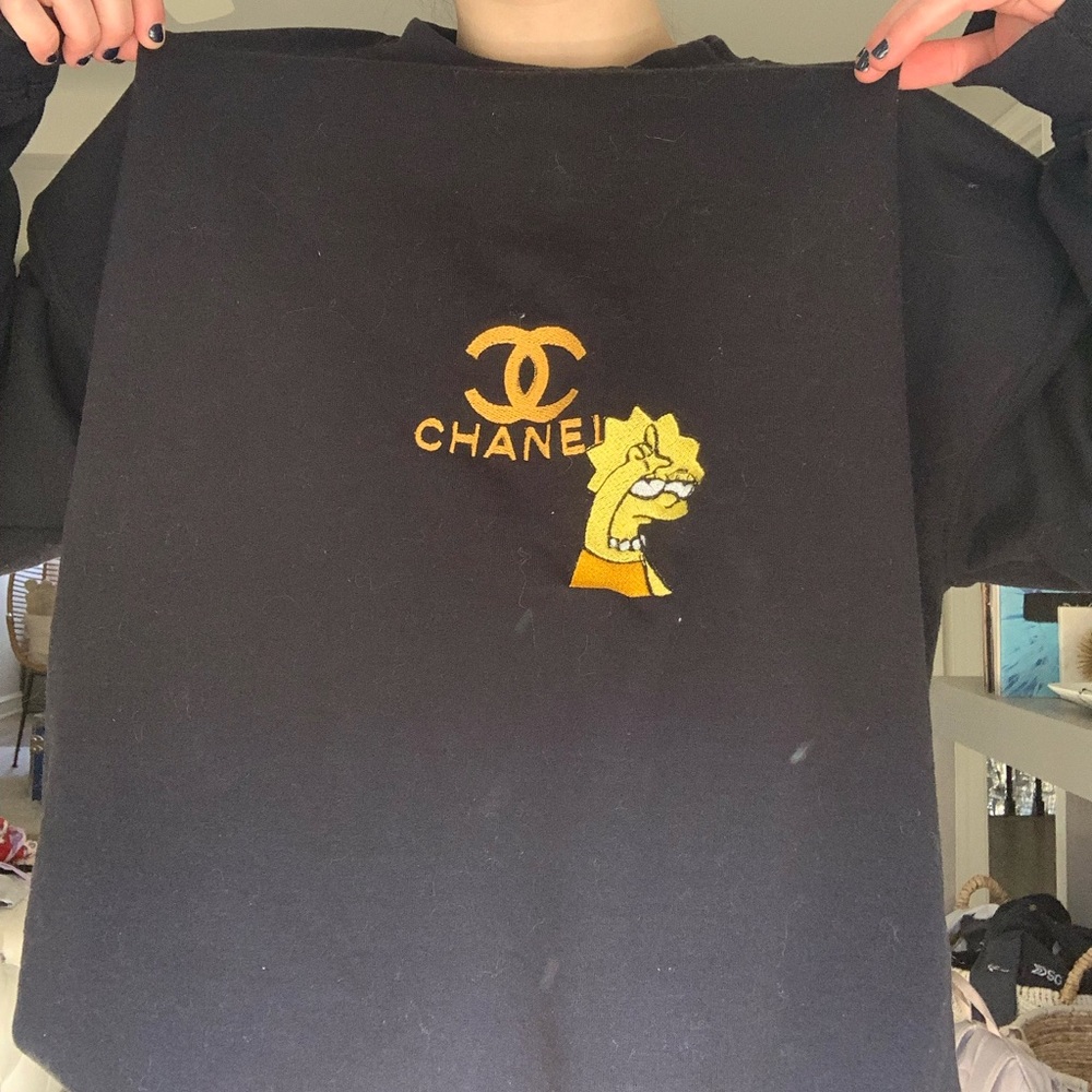 CUSTOM EMBROIDERED CREWNECK
